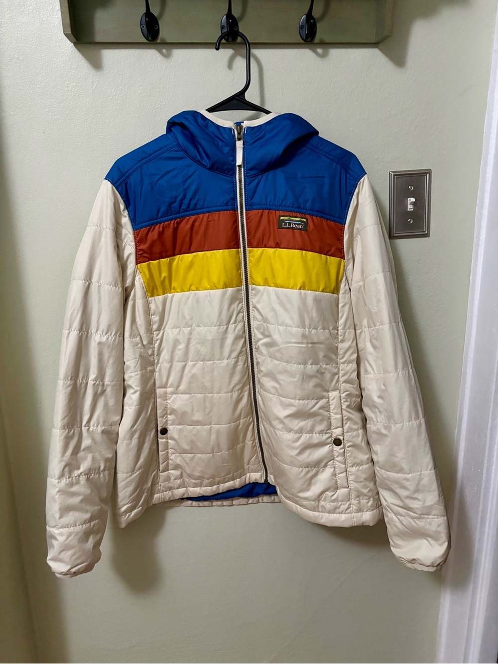 L.L. Bean Mountain Classic Colorblock Hooded Puffer Jacket - Women’s XL